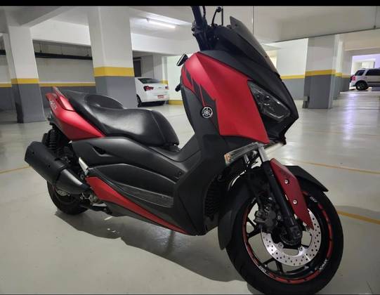 YAMAHA XMAX ABS 
